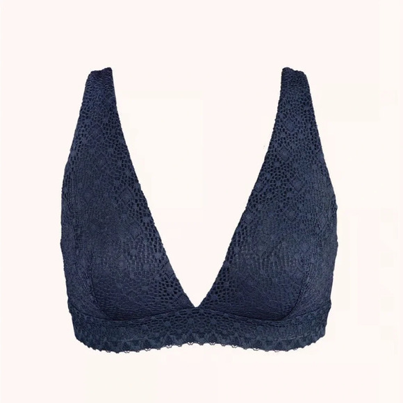 NWT Lively The Crochet Lace Plunge Bralette: Navy Size Small - Picture 1 of 8